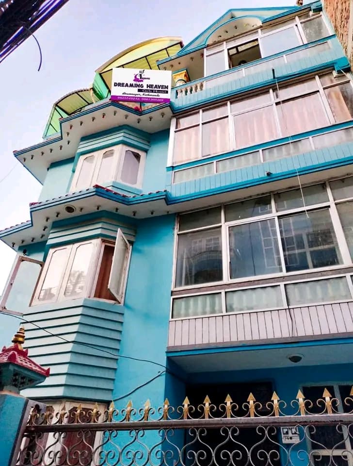 Dreaming Heaven Girls Hostel