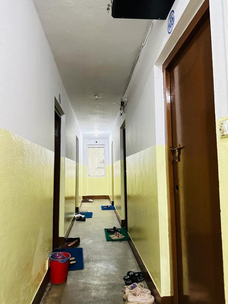 Cozy Girls Hostel 10