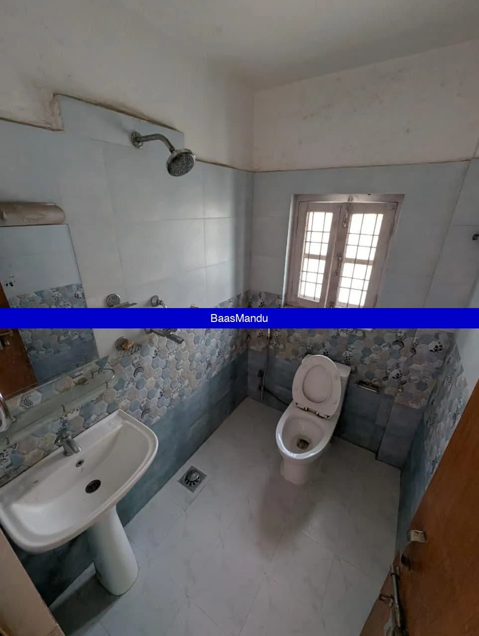 2BHK flat for rent at Dhobighat(Near SunriseTower) - 1